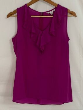 Banana Republic Silk Sleeveless Ruffle V-Neck Shell Blouse - Magenta In Size 2